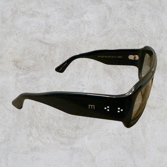 New in Box - Picture 4 of 6